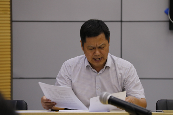 6月29日 英国正版365官方网站人才培养方案报告和中心组学习会议 秦润东 (10).JPG 6月29日 英国正版365官方网站人才培养方案报告和中心组学习会议 秦润东 (10).JPG